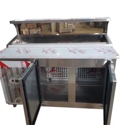 نمای داخل یخچال تاپینگ 150 سانتی